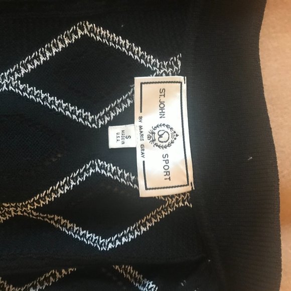 St John Sport Twin Set - Picture 5 of 6